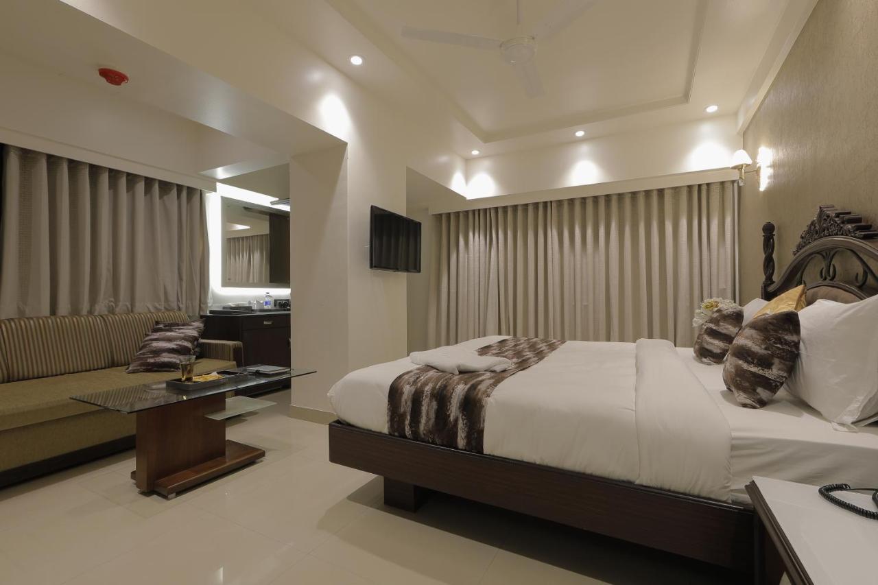 Hotel Ariana Residency Mumbai Exterior photo